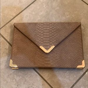 Clutch - taupe